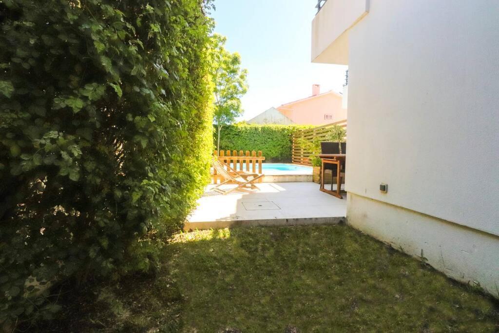 Cascais Getaway With A Shared Pool 아파트 외부 사진